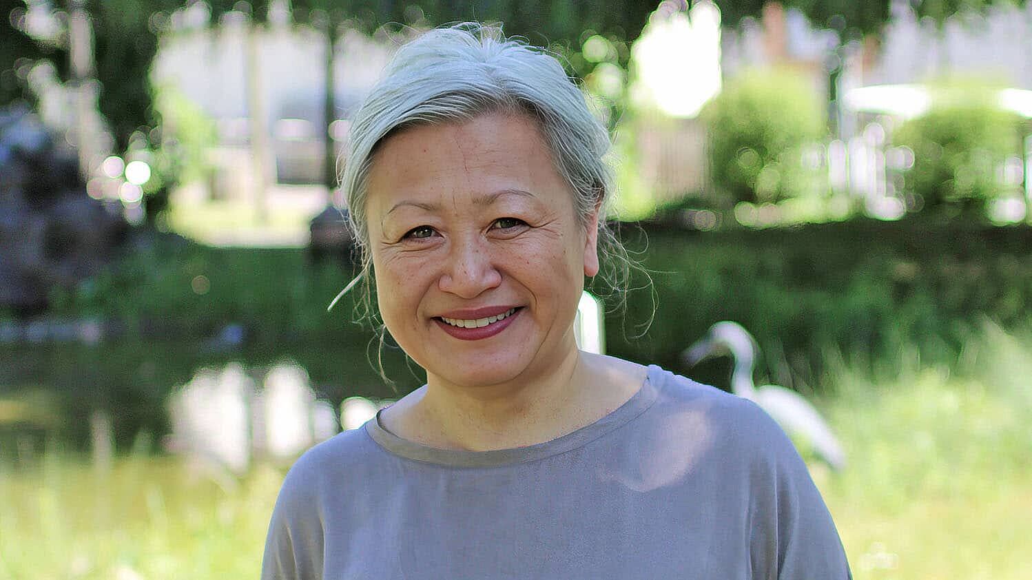 Ning Kang macht ihren Bundesfreiwilligendienst im Pflegezentrum Hans-Klenk-Haus
