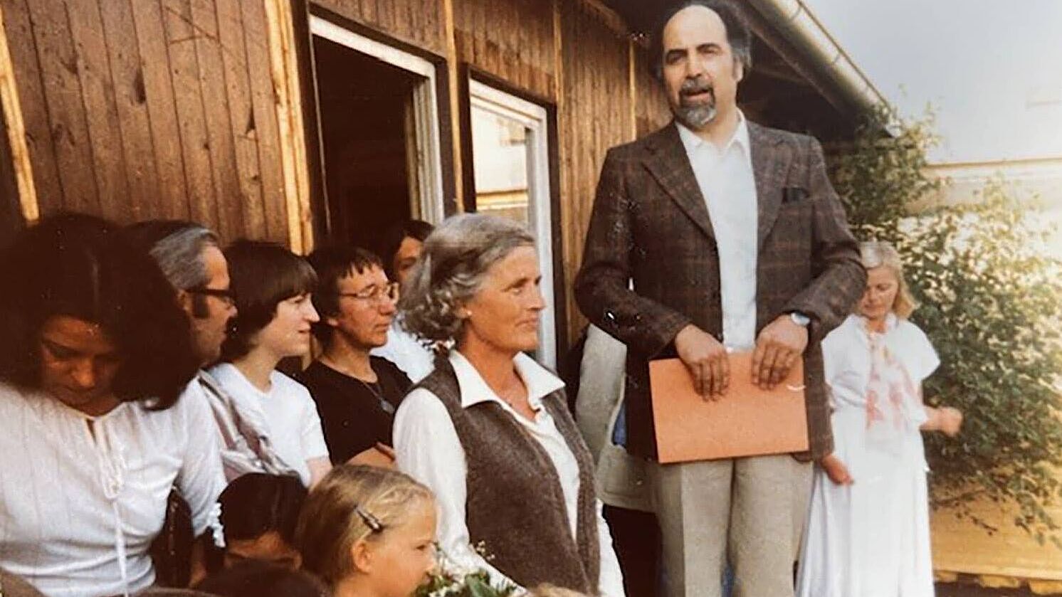 AWO_Ludwigsburg_Portraet_Karl_Schnell_Schule.jpg Karl Schnell in seiner aktiven Zeit als Lehrer an der Waldorfschule Ludwigsburg