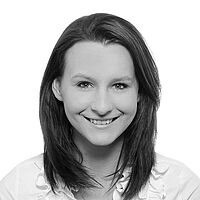 Karolina Rossova, Personal