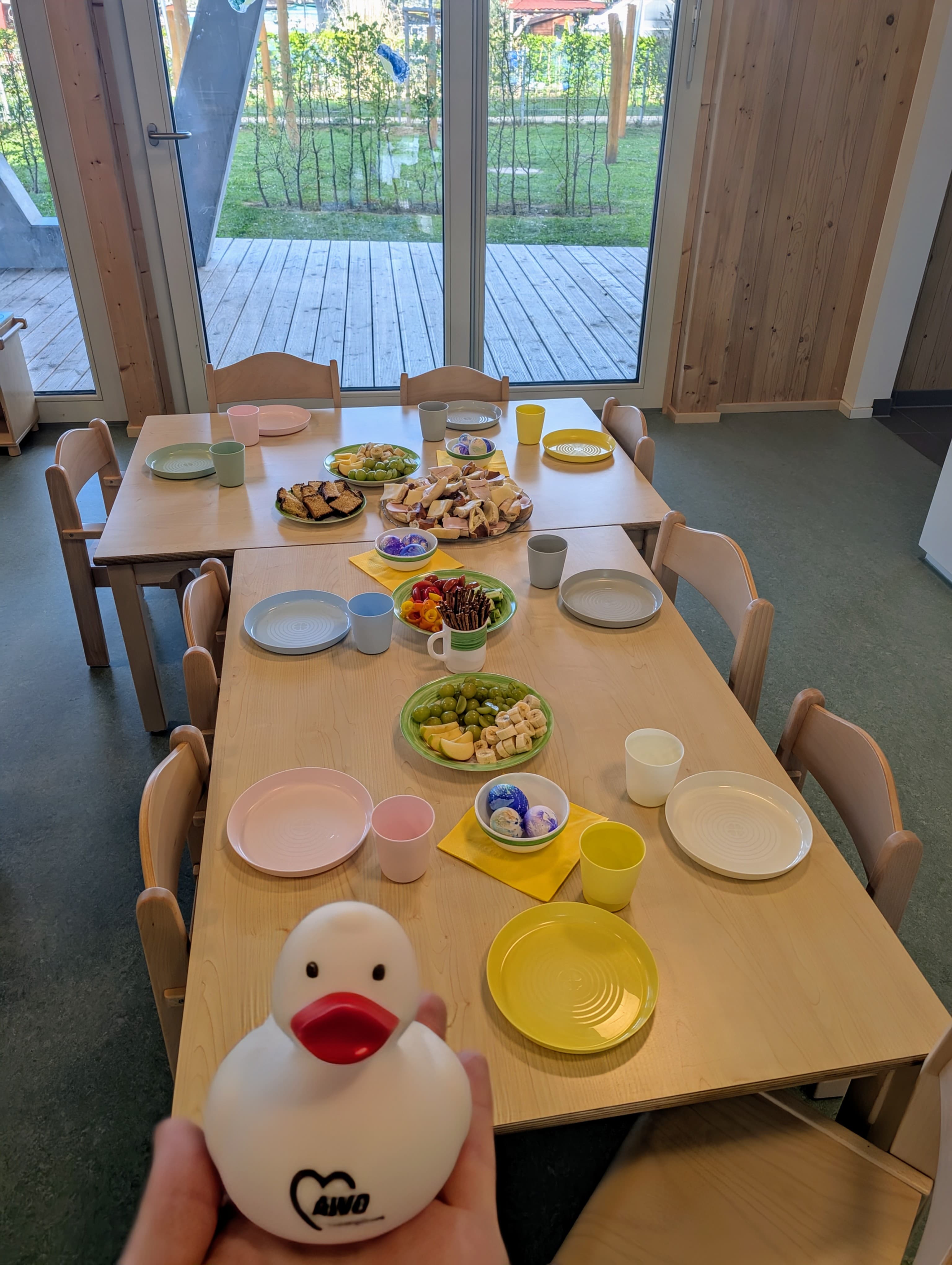 Die AWO Ente präsentiert das Osterfrühstück