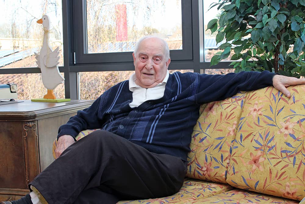 Der 94-jährige Karl Schnell lebt seit 2 Jahren im Hans-Klenk-Haus in Ludwigsburg